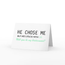 Il m'a choisie, mais il est coincé avec nous