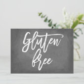 Invitation Impression typographique chic Gluten Free sur tabl (Debout devant)