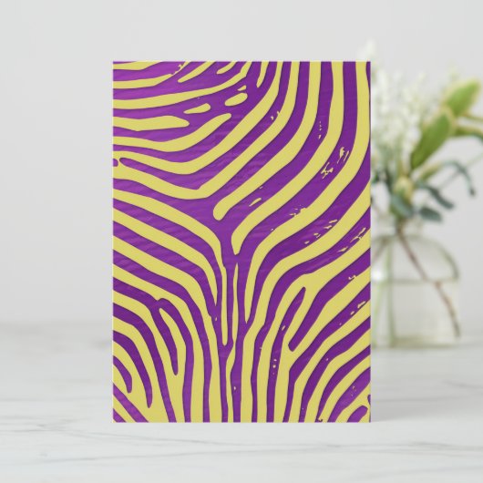 Invitation Imprimable Zebra Stripe Papier violet et or (Debout devant)