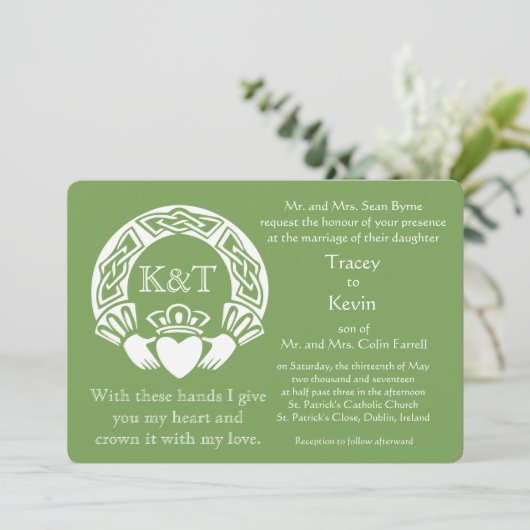 Invitation Initiales de claddagh - couleur de Arrière - plan  (Debout devant)