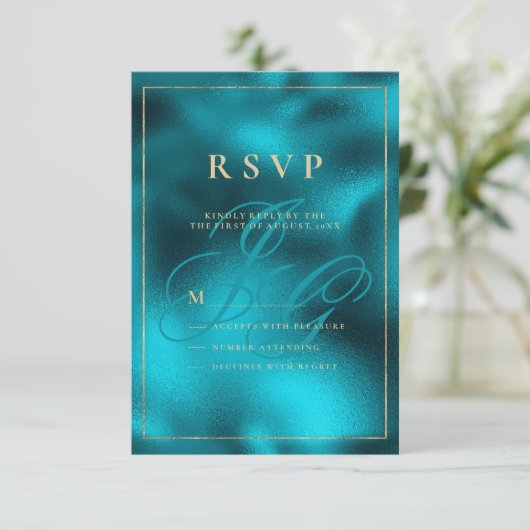 Invitation Initiales en monogramme métallique turquoise RSVP (Debout devant)