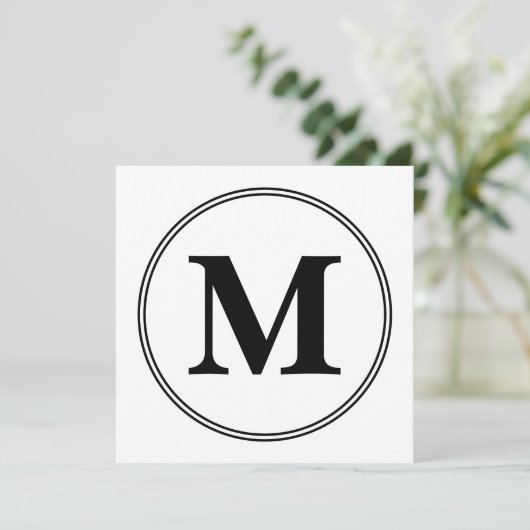 Invitation Initiales monogrammes simples noir et blanc (Debout devant)