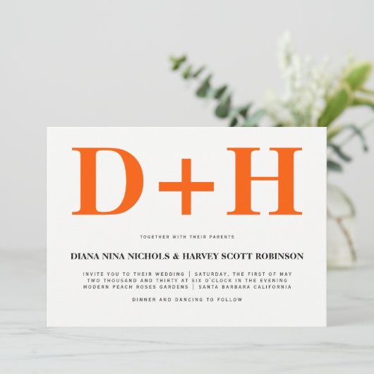 Invitation Initiales orange vibre mariage typographie audacie (Debout devant)