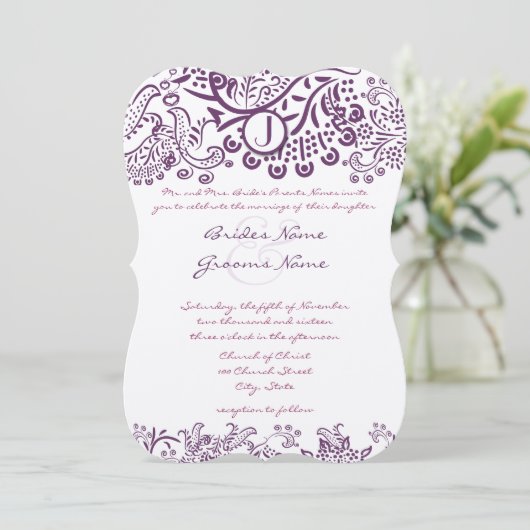 Invitation Inséparables violets Conte de fées Monogrammes Mar (Debout devant)