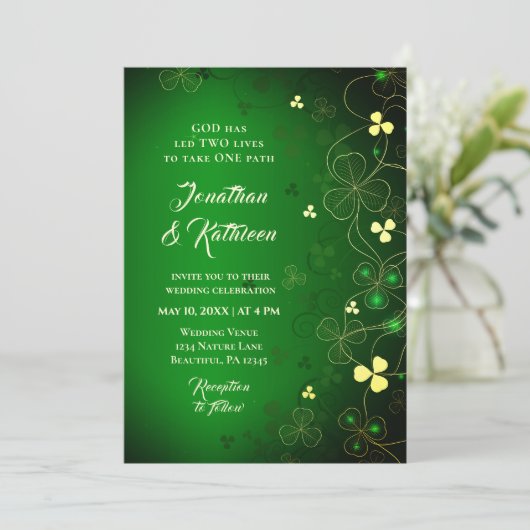 Invitation Irlandais Golden Leaf Clover Design Mariage Bénédi (Debout devant)