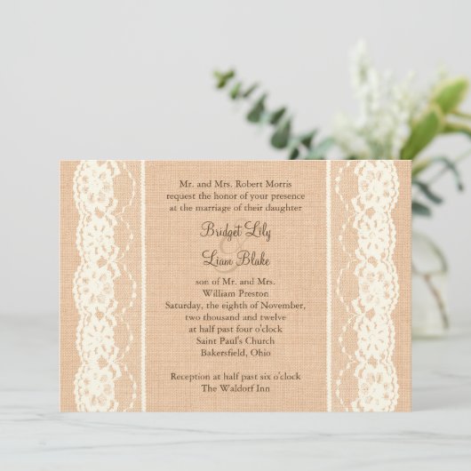Invitation Ivory Lace and Light Burlap Wedding Invite (Debout devant)
