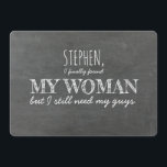 Invitation J'ai toujours besoin de ma proposition de Groomsma<br><div class="desc">"J'ai finalement trouvé ma femme mais j'ai encore besoin de mes gars" "Soyez mon Groomsman/ Meilleur Homme ?" Cartes de proposition amusantes Chalkboard.</div>