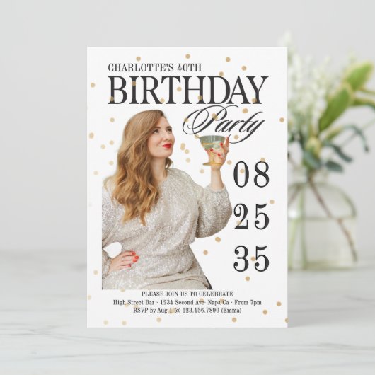Invitation Jalon de script moderne Anniversaire tout âge Or  (Debout devant)