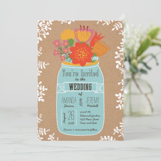 Invitation Jar de Mason rustique avec fleurs sur papier d'art (Debout devant)