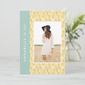 Invitation Jaune anniversaire abstrait moderne (Debout devant)