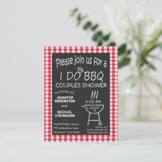Invitation Je fais BBQ Chalkboard Couples Douche (Debout devant)