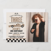 Invitation Je ne peux pas me rattraper Race Car Boy 3e fête d (Devant)