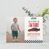 Invitation Je ne peux pas me rattraper Red Race Car 3e fête d (Debout devant)