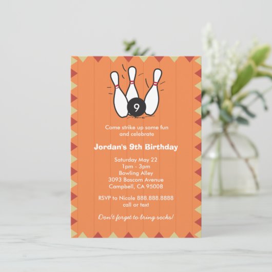 Invitation Jeu d'anniversaire de bowling pour enfants ou adul (Debout devant)