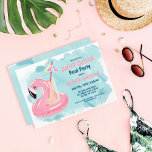 Invitation Joli Cool Tropical Flamant rose Pool Party Sweet 1<br><div class="desc">Cette invitation à la fête d'anniversaire mignonne et cool en sweet sixteen est parfaite pour l'été. Il dispose d'une cascade peinte à la main flamingo boisson caddy piscine floatie avec une boisson tropicale et un parapluie. Les couleurs sont le rose, la pêche, le bleu, le noir, le jaune et le...</div>