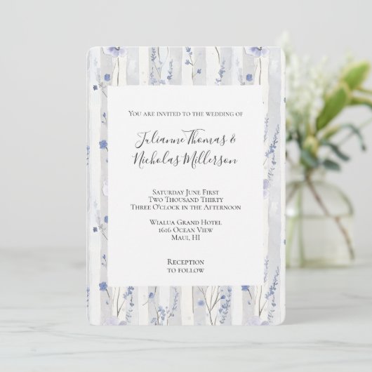 Invitation Joli Lavender Lilac Blanc Floral Mariage (Debout devant)