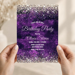 Invitation Joli monogramme doré et violet foncé de faux paill
