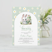 Invitation Joli petit lapin avec ressort marron neutre genre (Debout devant)