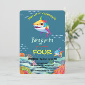 Invitation Joli requin coloré arc-en-ciel fête d'anniversaire (Debout devant)