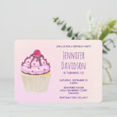 Invitation Jolie Cupcake avec Framboise sur le Dessus (Debout devant)
