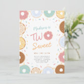 Invitation Jolie fille Pastel Donut deux doux deuxième annive (Debout devant)