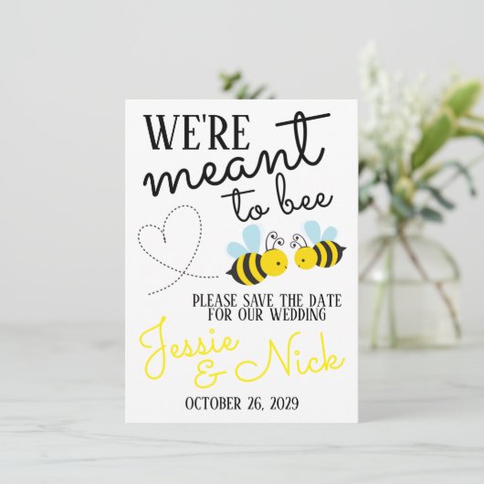 Invitation Jolie viande jaune à abeille Enregistrer la date (Debout devant)