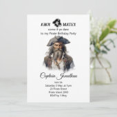 Invitation Jolly Roger Pirate d'anniversaire (Debout devant)
