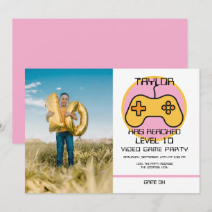 Invitation Joueur vidéo ordinateur nivellement vers le haut A