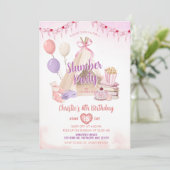 Invitation Jour d'anniversaire de la fête du bois de tente ro (Debout devant)