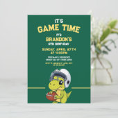 Invitation Jour d'anniversaire du Dinosaure de football vert (Debout devant)