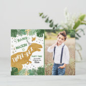 Invitation Jour d'anniversaire du garçon d'or Dinosaur T-Rex  (Debout devant)