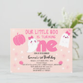 Invitation Jour d'Halloween de la petite fille rose mignonne (Debout devant)