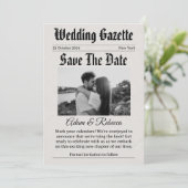 Invitation journal drôle enregistrer les dates (Debout devant)