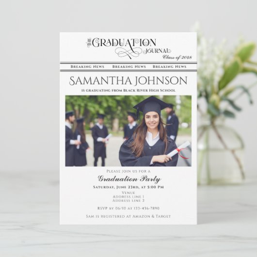 Invitation Journal Modern Script 2 Photos Graduation Party (Debout devant)