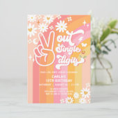 Invitation Joyeux 10ème anniversaire Peace Out Single Digits (Debout devant)