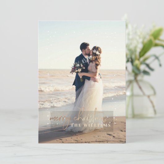 Invitation Joyeux Noël Mariage Snowfall Modern Beach Card (Debout devant)