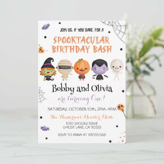 Invitation Jumeaux Halloween Anniversaire Spooktacular Bash (Debout devant)