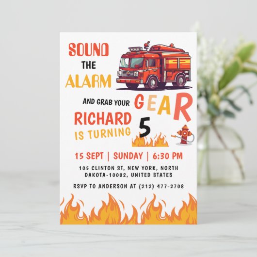 Invitation Junior Firefighter Fun Fire Truck fête d'anniversa (Debout devant)