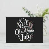Invitation Juste une fille qui aime Noël en juillet été (Debout devant)