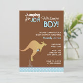 Invitation Kangourou Brown sautant pour le baby shower de (Debout devant)