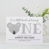 Invitation Koala Tourne un animal mignon premier anniversaire (Debout devant)