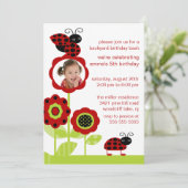 Invitation La coccinelle de mod branche l'invitation sur (Debout devant)