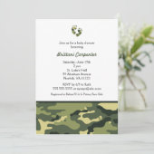 Invitation La douche de camouflage de vert de bébé invite les (Debout devant)