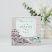 Invitation La lecture mignonne de nounours apportent un baby (Debout devant)