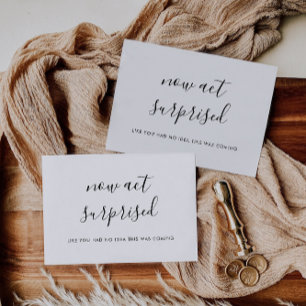 Invitation La proposition de Bridesmaid agit maintenant comme