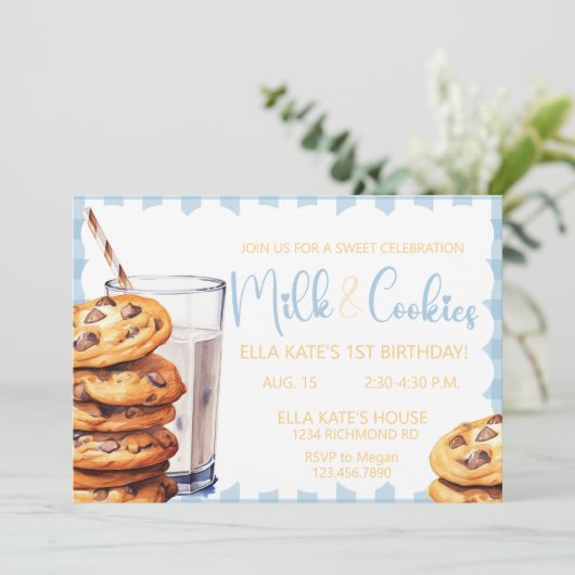 Invitation Lait et biscuit Anniversaire Bleu Plaid Boy 1er An (Debout devant)