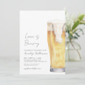 Invitation L'amour brasse la Fête des mariées de bière (Debout devant)