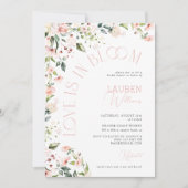 Invitation L'Amour Est Dans La Fête des mariées De Fleurs Ros (Devant)