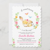 Invitation Lapin Doux Sur Le Chemin Bébé Fille Douche Sprinkl (Devant)