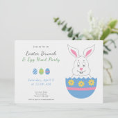 Invitation Lapin mignonne de Pâques émergeant d'une invitatio (Debout devant)